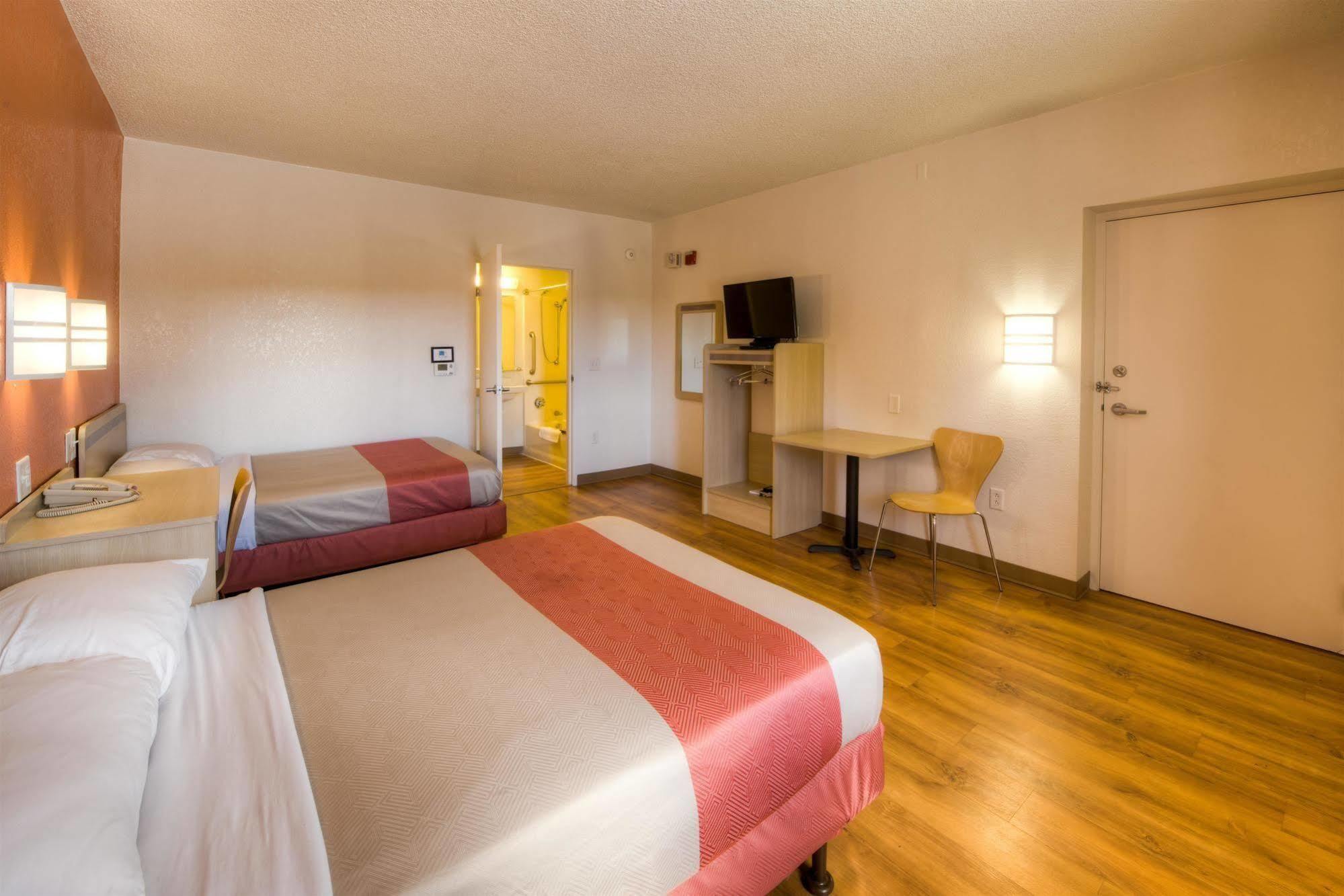 Motel 6-Niantic, Ct - New London Kültér fotó